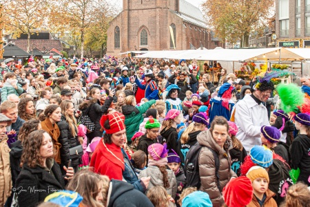 2025-11-15 Jan intocht 325